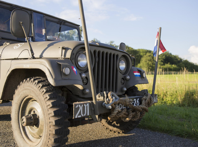 Historische legerjeep verkenning door de Peel (±3 uur)