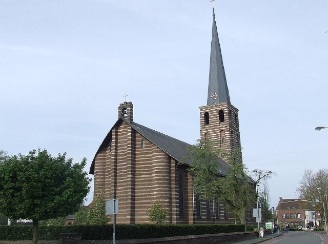 Legerjeep & Kerktoren beklimmen